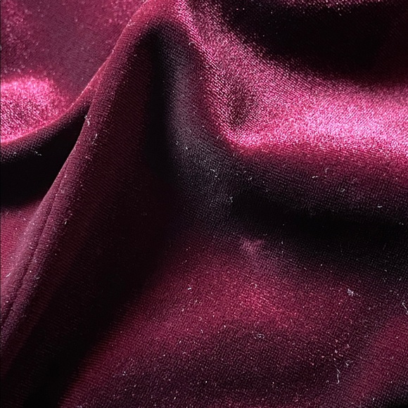 NEW Betsy & Adam Lucille Sleeveless Keyhole Velvet Maxi Dress Gown Burgundy